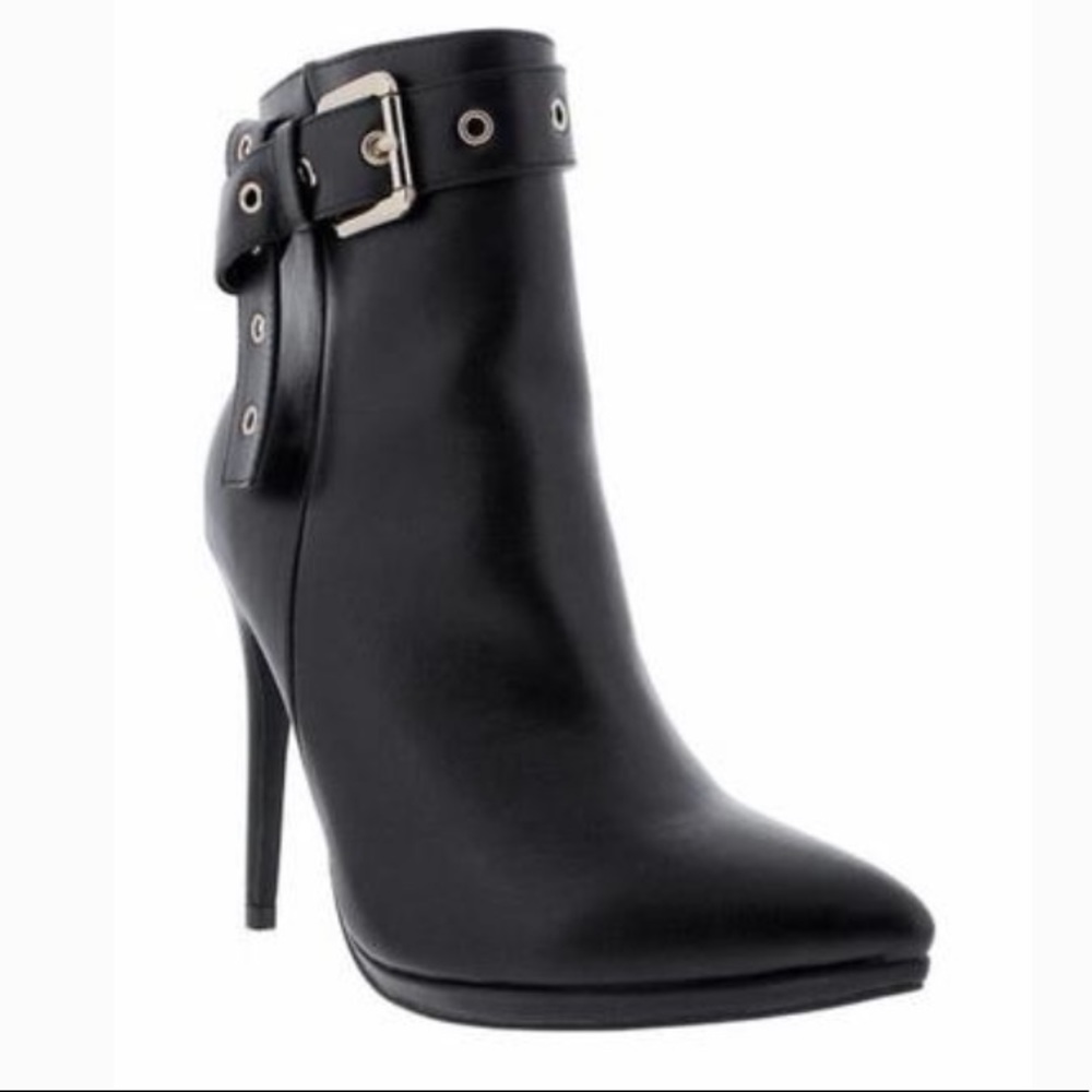 🚨Save Big🚨Leather heel Bootie - Picture 2 of 2